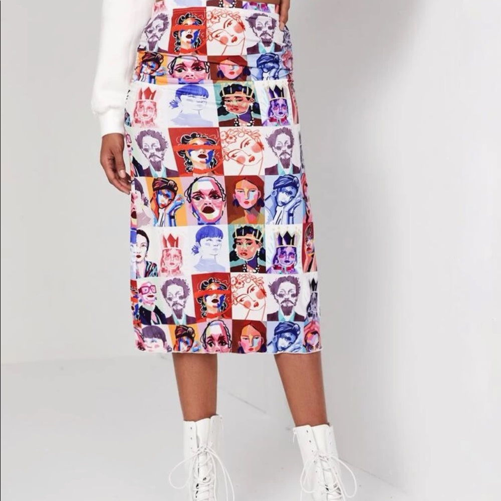 Pattern Ruched Skirt